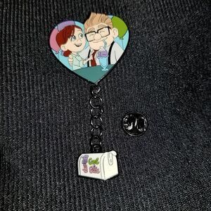 Disney Pixar Up Pin Carl & Ellie Heart Dangle Loungefly Disney Pixar Balloon